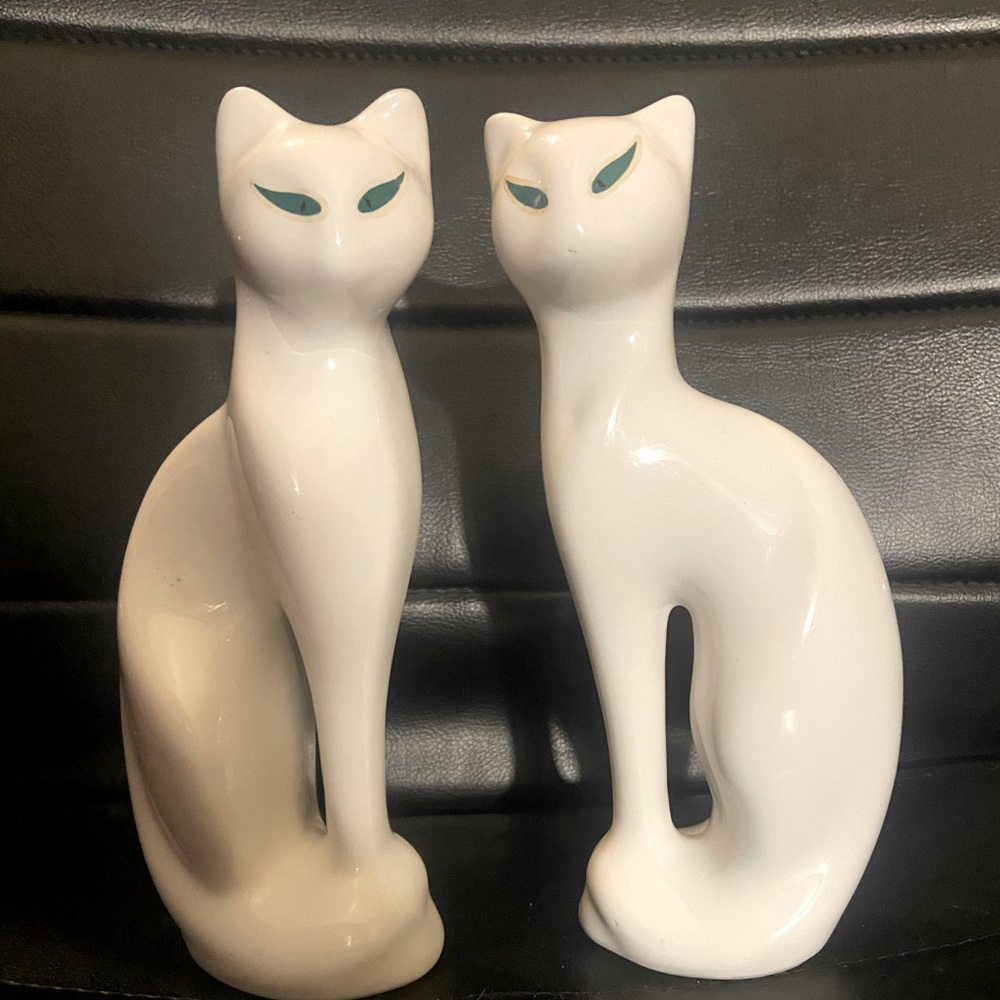Vintage White Ceramic Cat Figurine Green Eyes Mid Mod Modern Kitsch MCM Set of 2